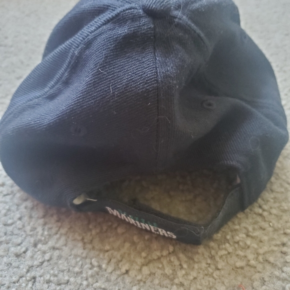 Mariners hat - Picture 2 of 2